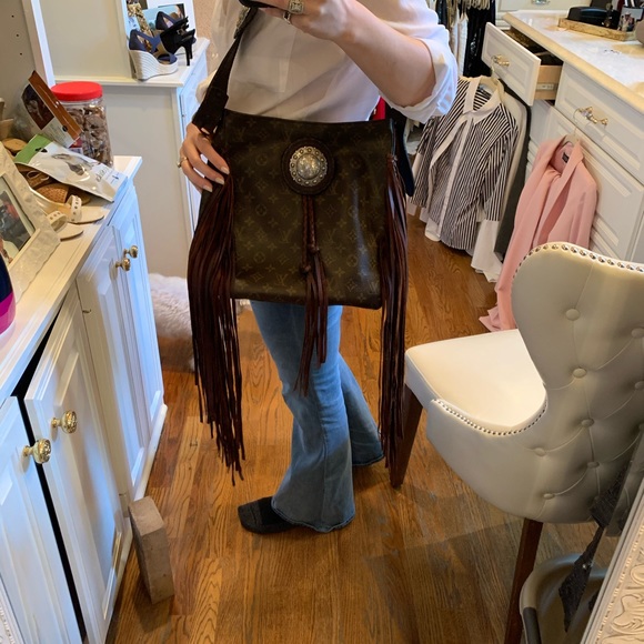 Custom Louis Vuitton Fringe Bag - Picture 2 of 7